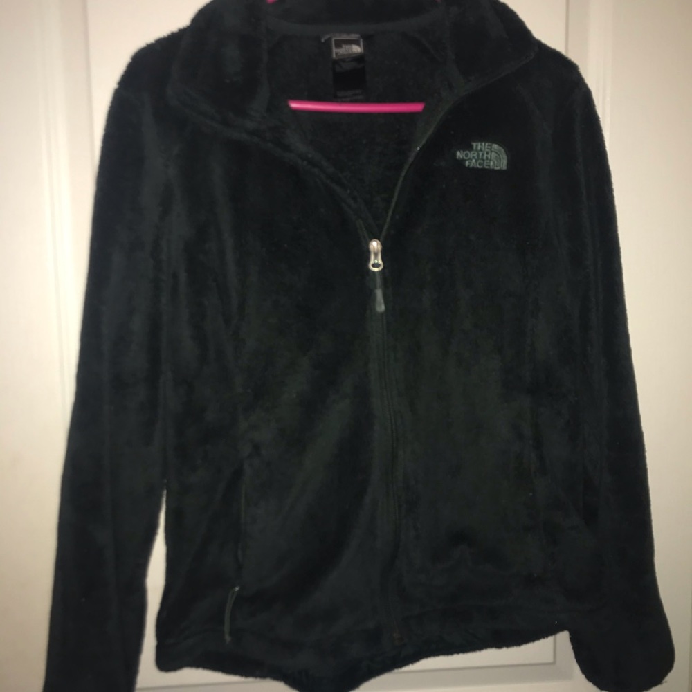 Small black north face jacket in excellent condition